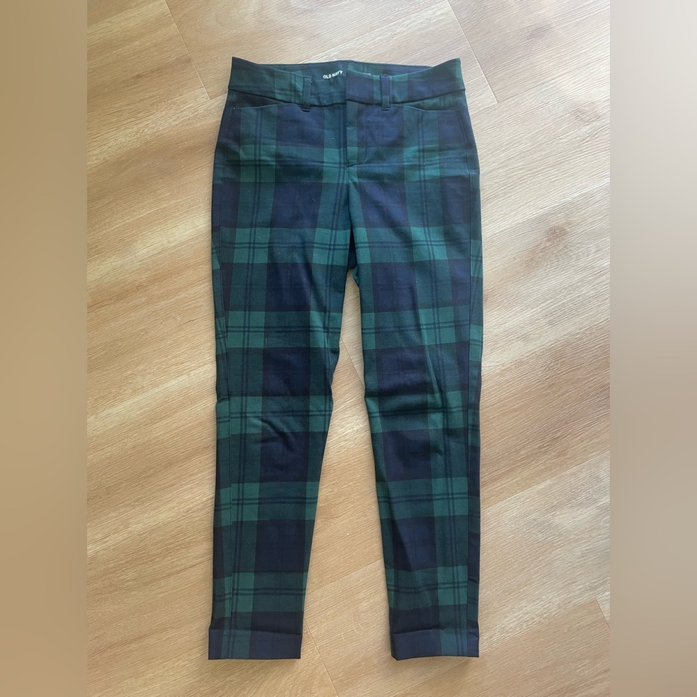 Old Navy HighRise Pixie NeverFade, Excellent Condit… Gem